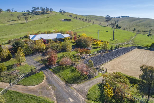 216 Clonbinane Road Wandong VIC 3758 216 Clonbinane Road Wandong VIC 3758