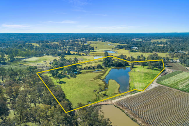 37 Hilltop Road Tennyson NSW 2754 37 Hilltop Road Tennyson NSW 2754