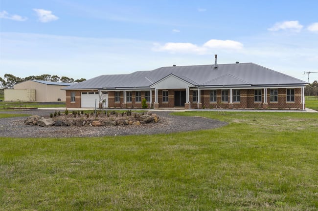 224 Kennedys Lane Darraweit Guim VIC 3756