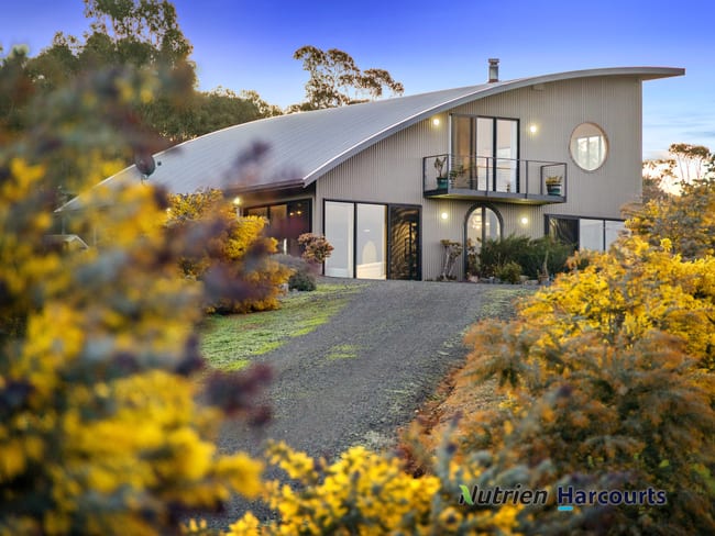 250 Daisyburn Road Hilldene VIC 3660 250 Daisyburn Road Hilldene VIC 3660