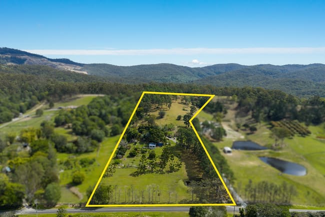 104 Thomsons Road Kingsholme QLD 4208 104 Thomsons Road Kingsholme QLD 4208