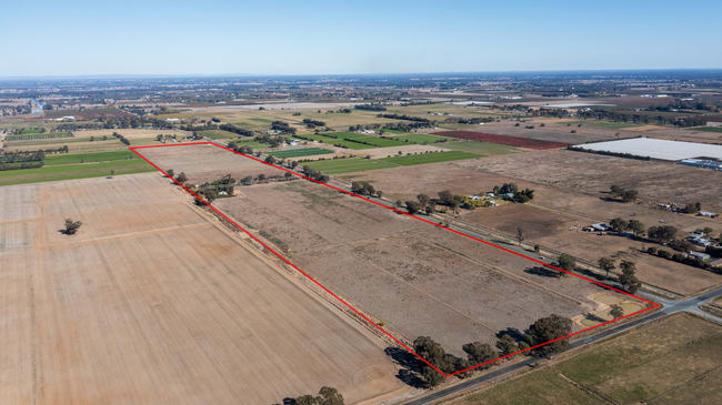 400 Boundary Road Pine Lodge VIC 3631
