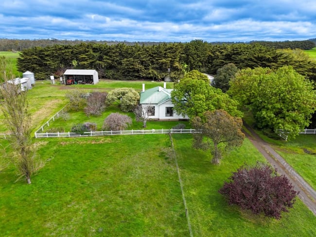 318 Ardonachie School Road Macarthur VIC 3286 318 Ardonachie School Road Macarthur VIC 3286