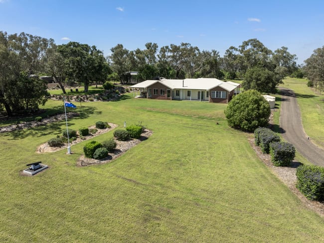 833 Irongate Road Pittsworth QLD 4356 833 Irongate Road Pittsworth QLD 4356
