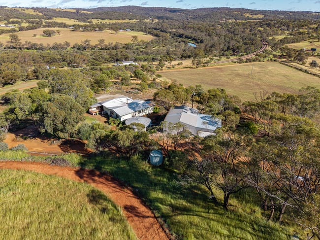 113 Clarkson Street West Toodyay WA 6566 113 Clarkson Street West Toodyay WA 6566