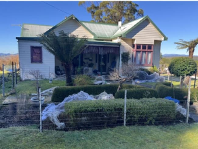 17 Sweetmans Road Yolla TAS 7325 17 Sweetmans Road Yolla TAS 7325