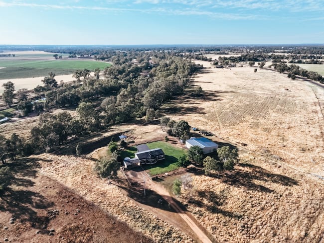 440 Castlereagh Highway Gilgandra NSW 2827 440 Castlereagh Highway Gilgandra NSW 2827
