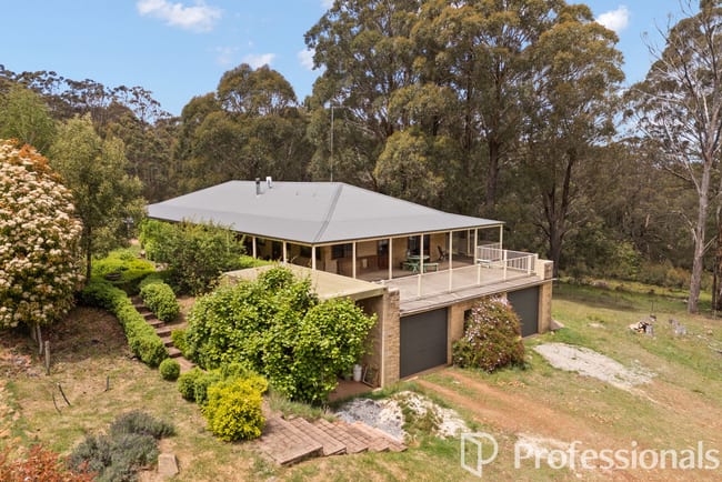 120 Macabees Road Yetholme NSW 2795 120 Macabees Road Yetholme NSW 2795