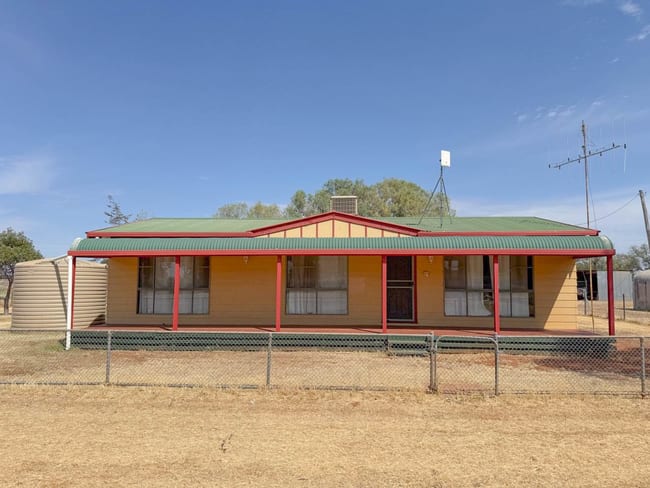 129 The Valley Way Trundle NSW 2875 129 The Valley Way Trundle NSW 2875