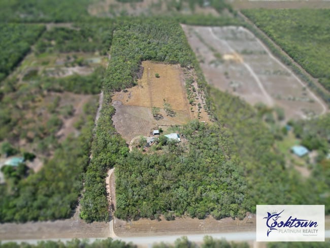 432 Railway Ave Cooktown QLD 4895