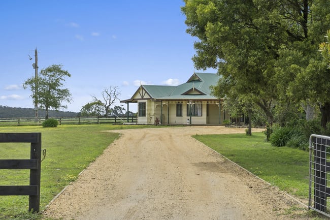 2045 Colac-Forrest Road Gerangamete VIC 3249