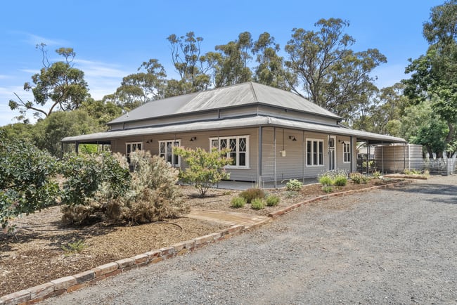 462 Gordons Road Drumanure VIC 3636 462 Gordons Road Drumanure VIC 3636
