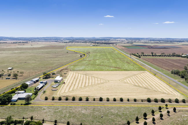 "Haystack Ridge" 139 Umbiram Road Wyreema QLD 4352