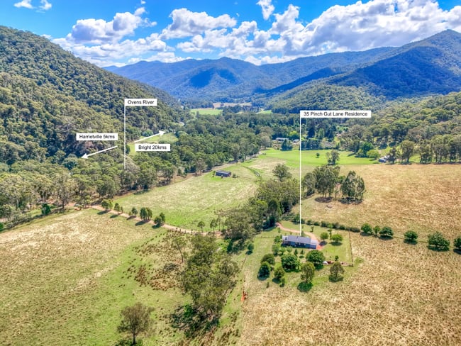35 Pinch Gut Lane Harrietville VIC 3741