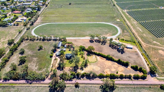 113 Grevillia Road Leeton NSW 2705 113 Grevillia Road Leeton NSW 2705