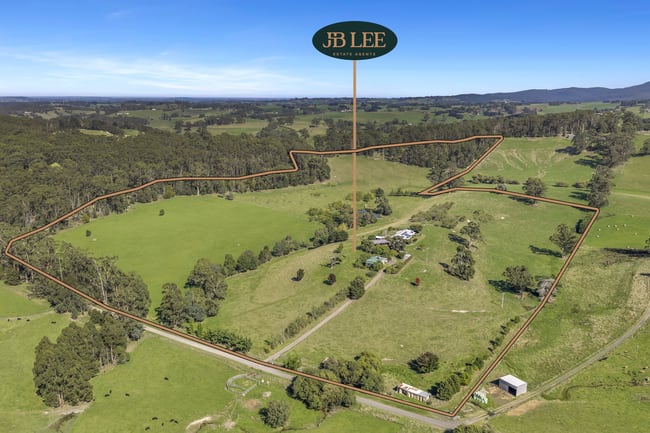 215 Fraser Spur Road Neerim East VIC 3831 215 Fraser Spur Road Neerim East VIC 3831