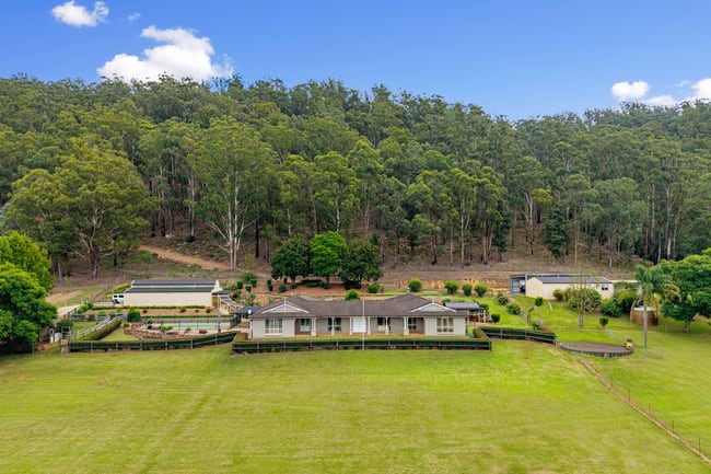 300 Bents Basin Road Wallacia NSW 2745 300 Bents Basin Road Wallacia NSW 2745