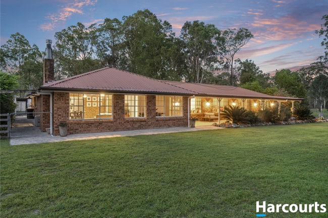 52 Forest Glen Road Limeburners Creek NSW 2324 52 Forest Glen Road Limeburners Creek NSW 2324