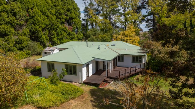 "Rose Valley" 379 & Toms Gully Road Black Mountain NSW 2365