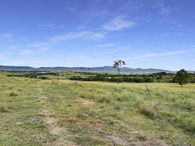 38 Nestle Lane Toogoolawah QLD 4313