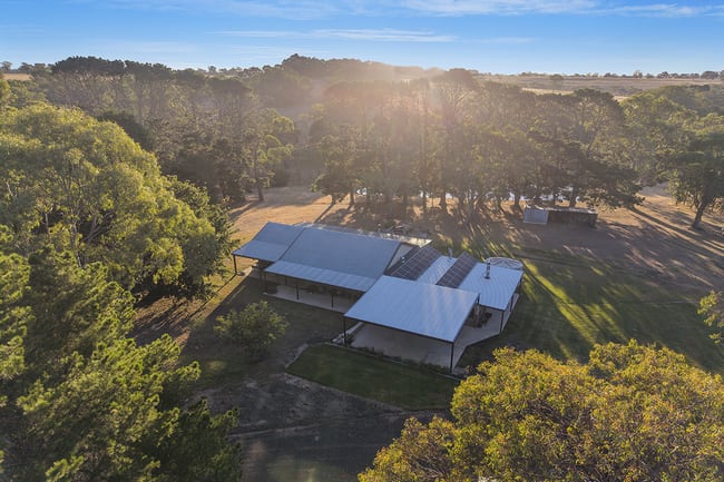 810 Coojar Lane Tarrayoukyan VIC 3315