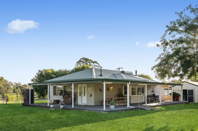 384 Yellowbox Road Manildra NSW 2865 384 Yellowbox Road Manildra NSW 2865