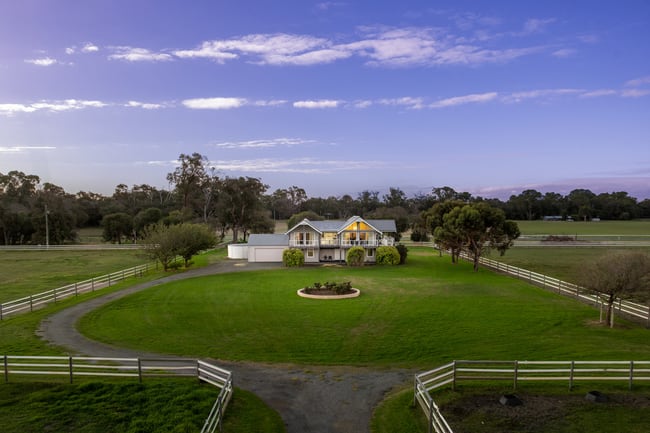 136 Pead Road Binningup WA 6233 136 Pead Road Binningup WA 6233