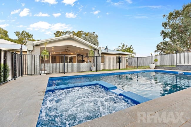 11 Cummins Drive San Isidore NSW 2650 11 Cummins Drive San Isidore NSW 2650