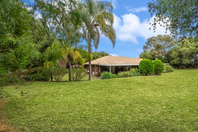 112 Swinstead Road Barmera SA 5345 112 Swinstead Road Barmera SA 5345