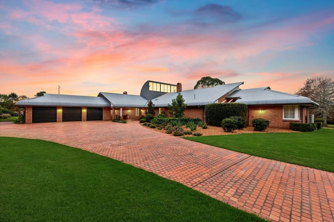 319 Jilliby Road Jilliby NSW 2259 319 Jilliby Road Jilliby NSW 2259