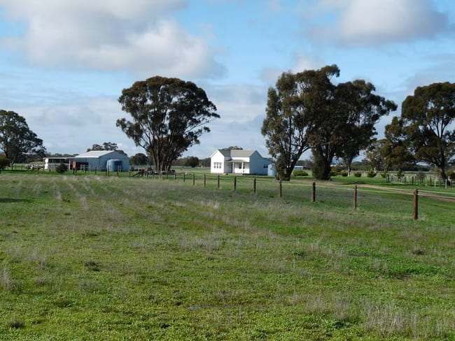 668 Walsh's Road Horsham VIC 3400