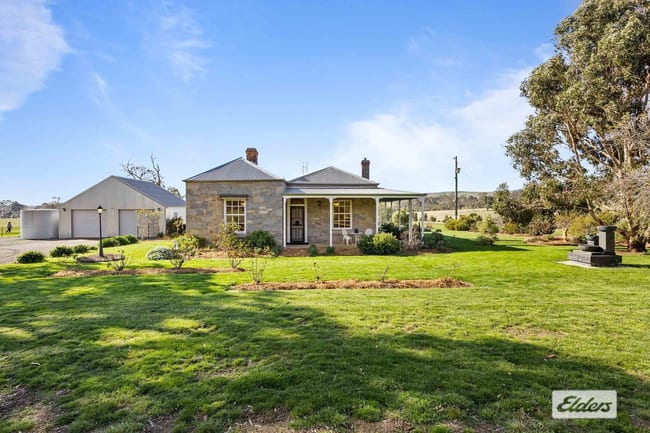 864 Rocky Point Road Moyston VIC 3377 864 Rocky Point Road Moyston VIC 3377
