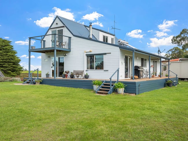 857 Bundol Road Victoria Valley VIC 3294 857 Bundol Road Victoria Valley VIC 3294