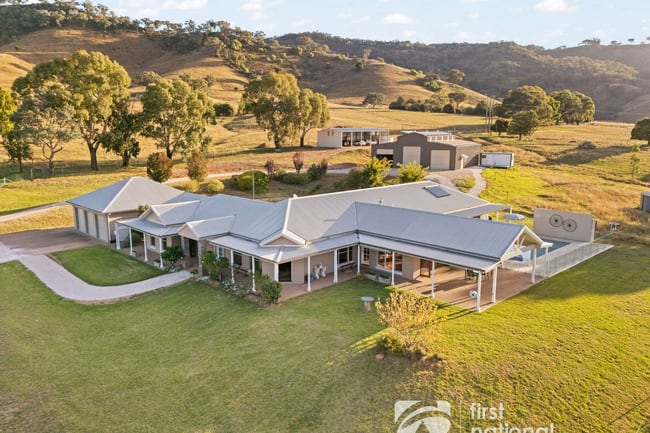 688 Queens Pinch Road Mudgee NSW 2850 688 Queens Pinch Road Mudgee NSW 2850