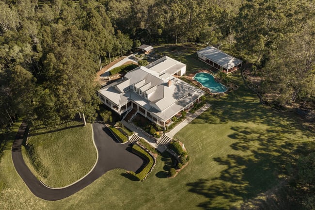39 White Cedar Road Pullenvale QLD 4069 39 White Cedar Road Pullenvale QLD 4069