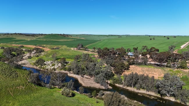 'Riverleigh' 110 Pedler Road Yacka SA 5470