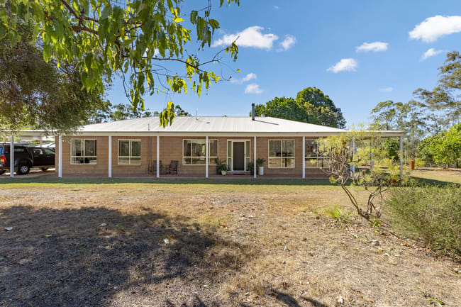 242 Pohlmann Road Yengarie QLD 4650 242 Pohlmann Road Yengarie QLD 4650