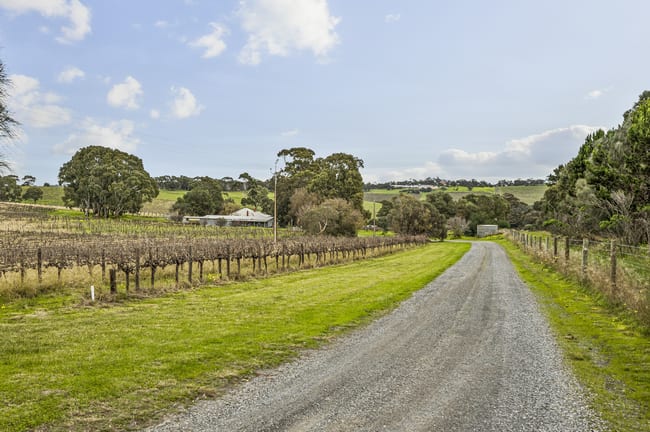 205 Whitings Road Blewitt Springs SA 5171 205 Whitings Road Blewitt Springs SA 5171