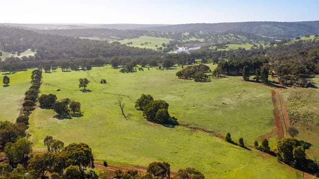 661 Chittering Valley Road Lower Chittering WA 6084