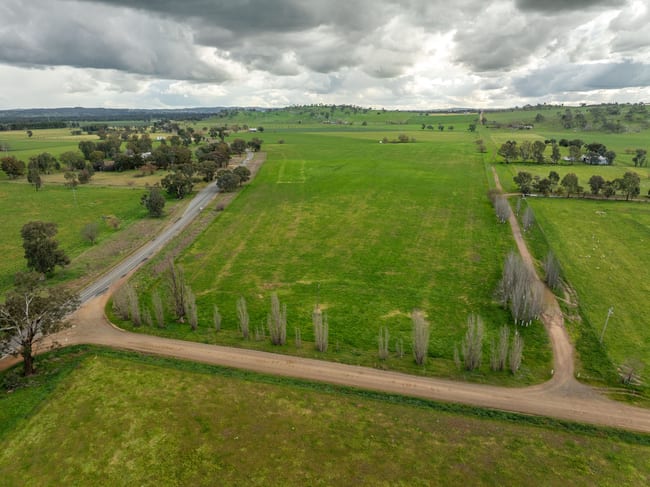 447 Oura Road Wagga Wagga NSW 2650 447 Oura Road Wagga Wagga NSW 2650