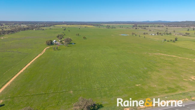 169L Narromine Road Dubbo NSW 2830 169L Narromine Road Dubbo NSW 2830