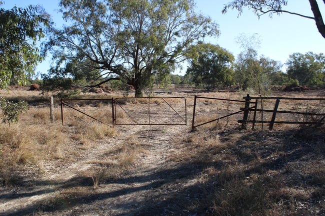 9 ,10, 11 & 217 ROMA TAROOM ROAD Taroom QLD 4420 9 ,10, 11 & 217 ROMA TAROOM ROAD Taroom QLD 4420