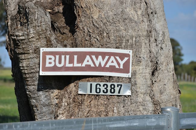 16387 Oxley Highway Coonabarabran NSW 2357 16387 Oxley Highway Coonabarabran NSW 2357