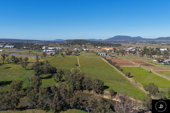 184 Kamilaroi Highway Gunnedah NSW 2380 184 Kamilaroi Highway Gunnedah NSW 2380