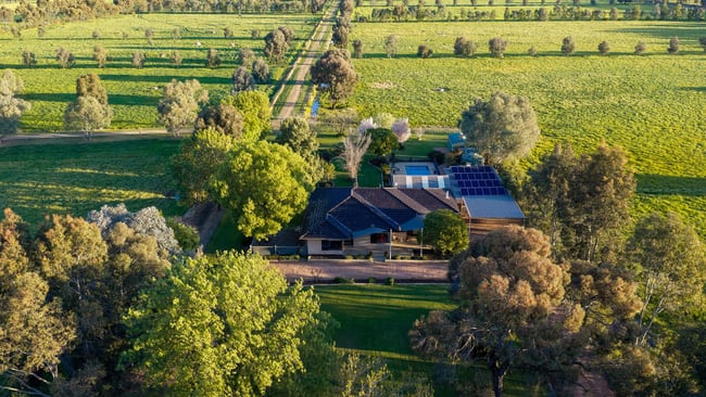 350 Mitchell Road Kialla VIC 3631 350 Mitchell Road Kialla VIC 3631