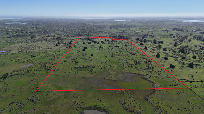 330 Beeac-Dreeite Road Beeac VIC 3251 330 Beeac-Dreeite Road Beeac VIC 3251