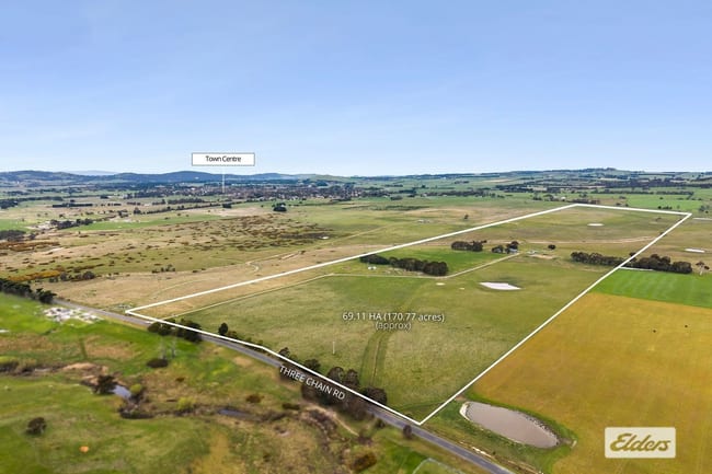 1924 Three Chain Road Lancefield VIC 3435