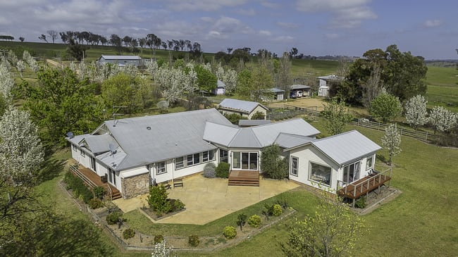 "Sylvania" 89 Townsend Road Armidale NSW 2350