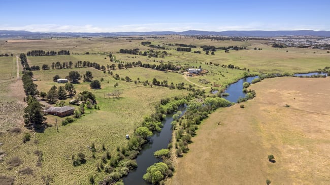 147 Chinamans Lane Goulburn NSW 2580 147 Chinamans Lane Goulburn NSW 2580