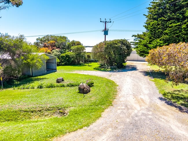 2715 Range Road Willow Creek SA 5211